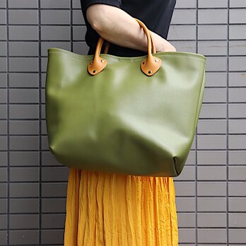 レザートートレアカラー グリーン系 内ホック男女兼用 革 ハンドメイド62411