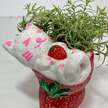 植木鉢　セメント　ミニプランターサイズ白猫いちご形プランターオブジェ手作り