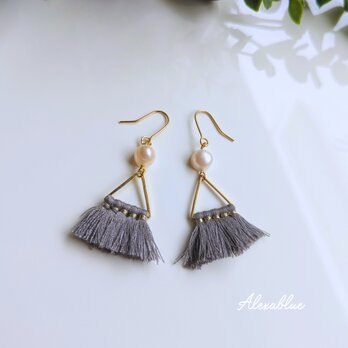 グレータッセル 淡水パールピアス 大人可愛い 上品 シンプル ギフトの画像