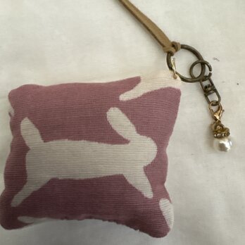 ハンドメイド　ミナペルホネンランランピンクランフワラキーリング天然石の画像