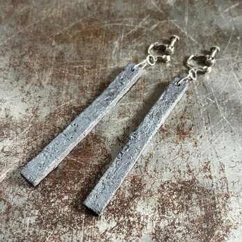 イヤリング　黒釉　square