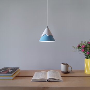 ペンダント – 白き頂と青の霞 Rei Lampの画像