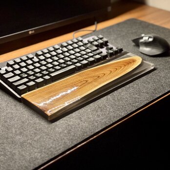 アームレスト パームレスト リストレスト 80％キーボード 木製 無垢材 天然木 おしゃれ かっこいい 35cm 槐の画像
