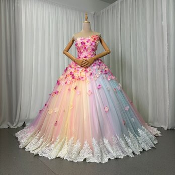 カラードレス レインボー 花モチーフ キラキラチュール 立体レース刺繍 裾に繊細レースをあしらった 結婚式の画像