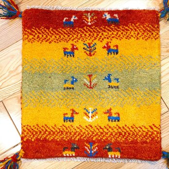 ペルシャ　ギャッベ　ミニマット　ラグ　横39x41㎝　夕焼け　生命の木　ヤギ羊　赤色　黄色　黄緑色　T8430の画像