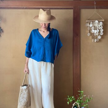 Double Gauze Kimono blouse in Indigo/ ダブルガーゼ藍染めトップスの画像