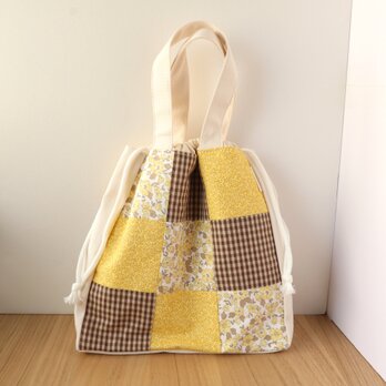 3/31販売終了！セール✨帆布の巾着バッグ　一点限定　パッチワーク　巾着トート　ミニバッグ　イエロー　ギフト　No.86