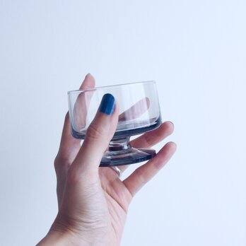 【Vintage】デンマーク 図形のグラス（smoke - liqueur）の画像