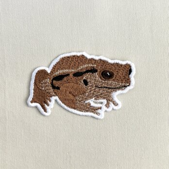 刺繍ワッペン■ミヤコヒキガエル■カエルの画像