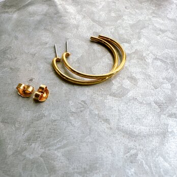 PA380-【 AVON 】エイボン・ヴィンテージピアス 1980s Gold Tone Thin Hoopsの画像