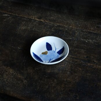 青い花の絵付け◆瀬戸焼　花文色絵印判小皿　骨董・antiques 丁寧な暮らしに。古道具　昭和初期の画像