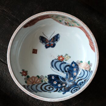 花と鶴と蝶々◆伊万里　花蝶文赤絵金彩浅型大鉢　碗　骨董・antiques 器　暮らしに　明治期 　大の画像
