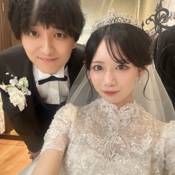 実例写真！ボレロのみ 半袖 ハイネック キラキラ光る刺繍 韓国風ドレス 華やか 結婚式 素敵なの画像