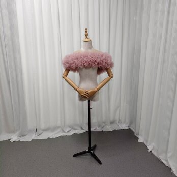 フラワーオフショルダー くすみピンク ふわふわ もこもこ ドレスアレンジ 披露宴 花嫁の画像