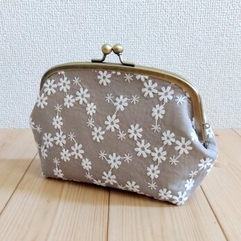 花柄刺繍　大きめがま口ポーチ　17cm口金グレージュ　324の画像