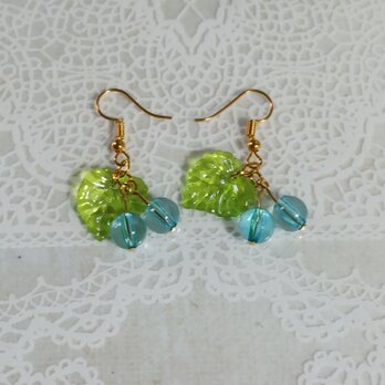 ブルーピアス　イヤリング交換可能　ハンドメイド