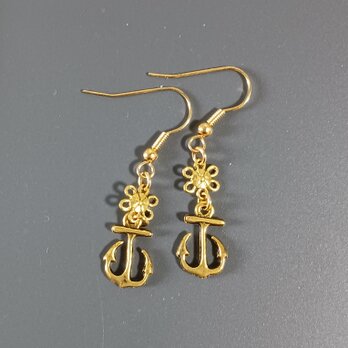 イカリメタルパーツピアス