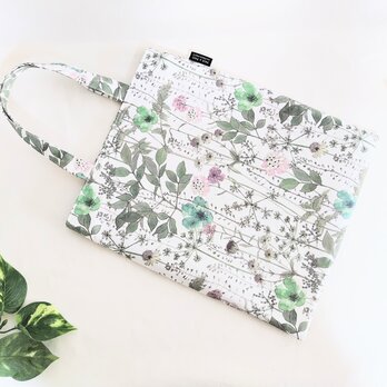 リバティイルマグリーンのペタンコトートバックの画像