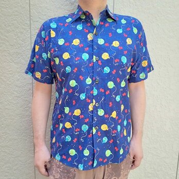 半袖和柄シャツ（水風船と金魚）の画像