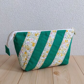 【在庫処分SALE50%OFF】パッチワーク大きめ20cmポーチ　レース　通帳ケース　グリーン×イエロー花柄　　910