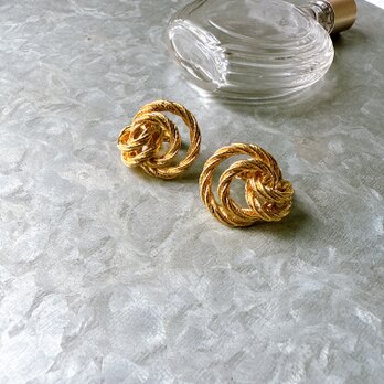YA182-【 AVON 】エイボン・ヴィンテージイヤリング 1985 Gold Tone Rope Twistの画像