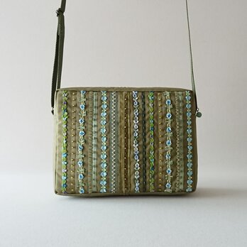 green ribbon shoulder bag