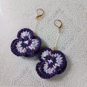 パンジーピアス