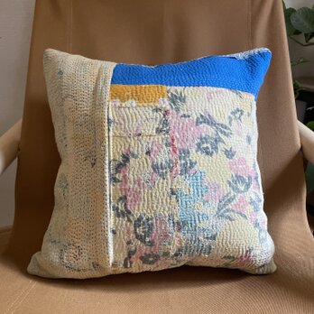 40×40 インドカンタキルトヴィンテージクッションカバー　ブルー花柄の画像