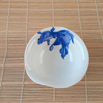 青い金魚のゆらりボウル