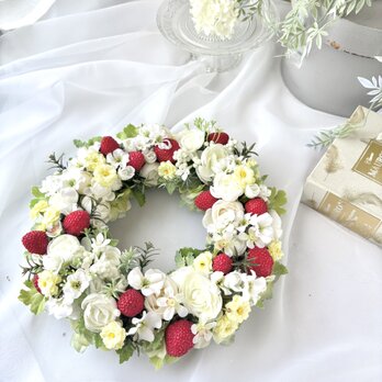 いちごのふんわりリース（BOXつき）／アーティフィシャルフラワー