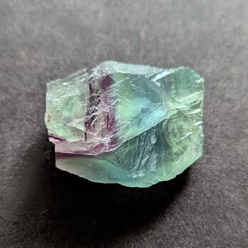 『マダガスカル産フローライトの原石』