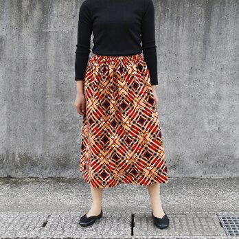 アフリカ布のギャザースカート（ ジオメトリック ）ウェストSサイズ サイドポケット付き！ アフリカンプリント
