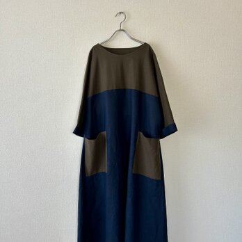バイカラーのワンピース　カーキ&ネイビー