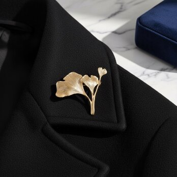 真鍮製 イチョウモチーフブローチ アンティーク調ゴールド｜大人上品【ebro23】