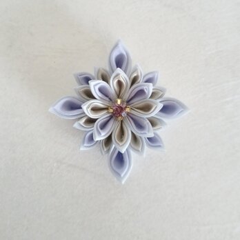 花咲み　ブローチ　星花 　ラベンダー　つまみ細工