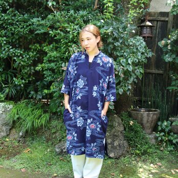 浴衣リメイク 流水に紅葉と牡丹のスタンドカラーワンピース