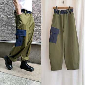【秋色モード】カーキ『はくだけで決まる！』バレルレッグパンツ♥コットン