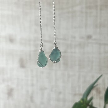 《スターリングシルバー/Silver925》ブルーシーグラスのロングピアス―小さく揺れる空と海―
