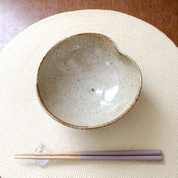 藁白釉の木の葉鉢 大きめサイズ
