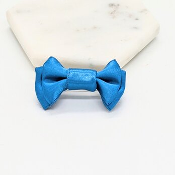 ブルーリボンのヘアバレッタ