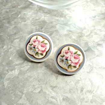 PA411-【 AVON 】エイボン・ヴィンテージピアス 89 Deadstock "Porcelain Bouquet"
