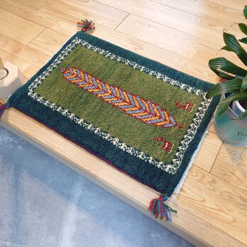 ペルシャ　ギャッベ　玄関マット小　62x42.5cm　緑色　黄緑色 糸杉　NN19418G