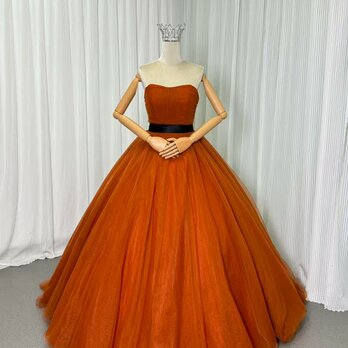 カラードレス オレンジ ベアトップ チュールスカート サッシュベルト Aライン 編み上げ 披露宴