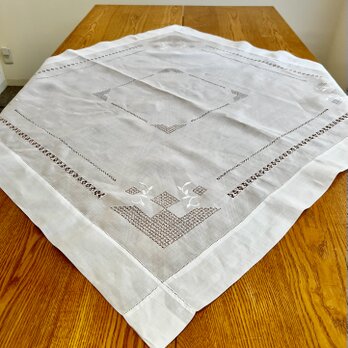 色糸毛糸手刺繍　混紡リネン　大判　テーブルクロス 色糸毛糸手刺繍 混紡リネン 大判 テーブルクロス