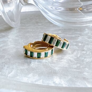 Y1183-ヴィンテージイヤリング U.S.A. Green Clear Rhinestone Half Hoop