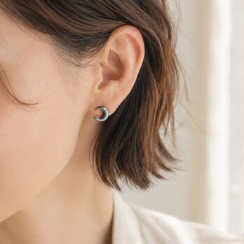 大人ロマンチック＊ブラックシェルムーン・イヤリング