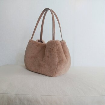 ソフトファーぷっくり三日月ショルダーバッグ