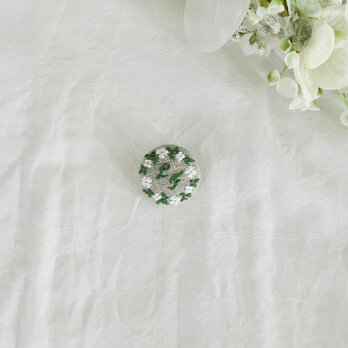 リースブローチ3(白・緑・LF)