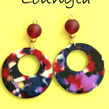 送料無料‼️ レッドガラスビーズの大ぶりピアス 樹脂ピアス