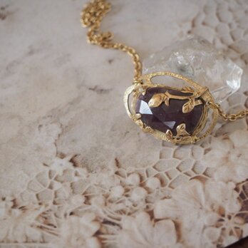 夏の薔薇　ルビー